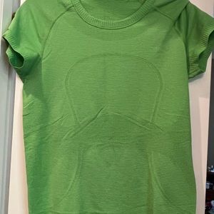 Lululemon swifty tech short sleeve tee